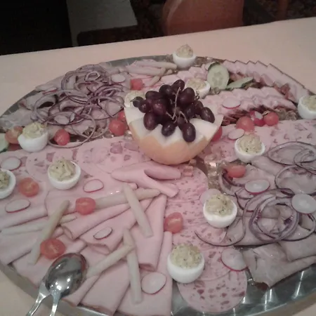 Отель Alpenrose